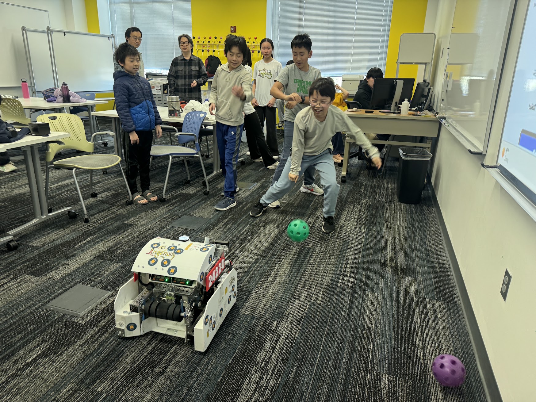 Outreach with V5 FLL